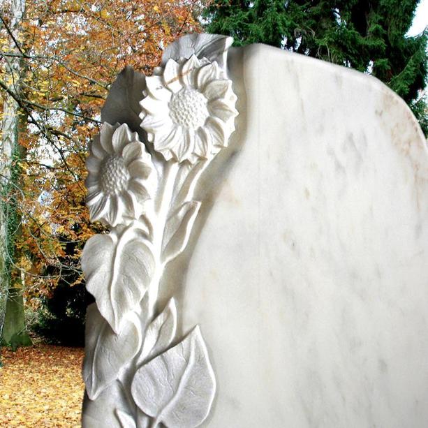 Bildhauer Grabstein mit Blume wei  - Florenzia