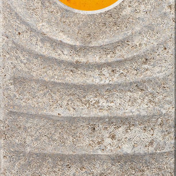 Muschelkalk Einzelgrab Grabstein mit Glas Element in gelb - Levanto Sola