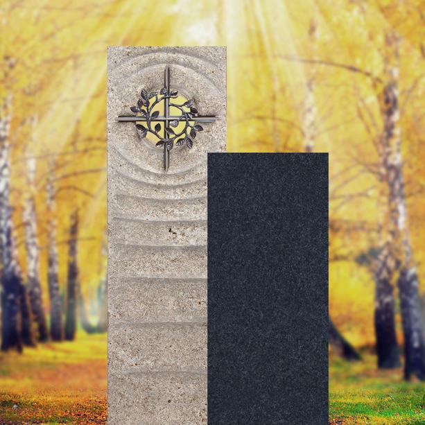 Muschelkalk Urnengrabstein zweiteilig hell/dunkel mit Bronze Kreuz - Sovello Spiritus