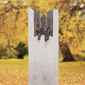 Urnengrabmal Kalkstein mit Bronze Ornament Treppe &...