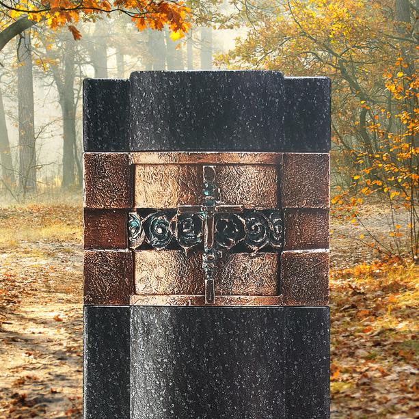 Schwarze Granit Urnengrab Stele mit Bronze Tabernakel - Santuario