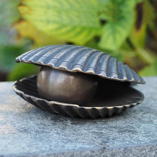 Bronze Muschel Gedenkfigur als Grabschmuck - Muschel mit Perle