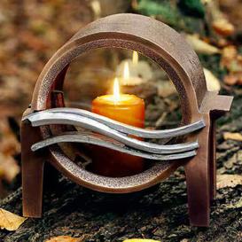 Ausgefallene Grableuchte aus Bronze - Luana / braun