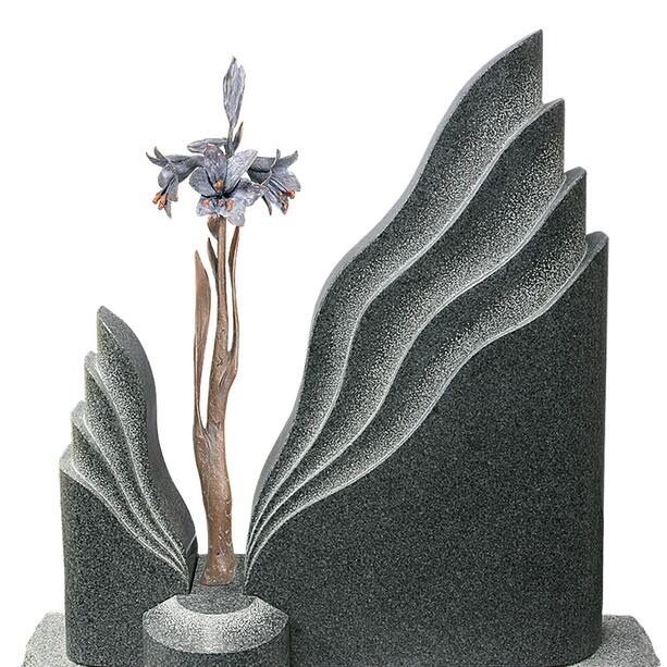 Zweiteiliger Einzelgrabstein mit floralem Bronze Ornament - Symeon
