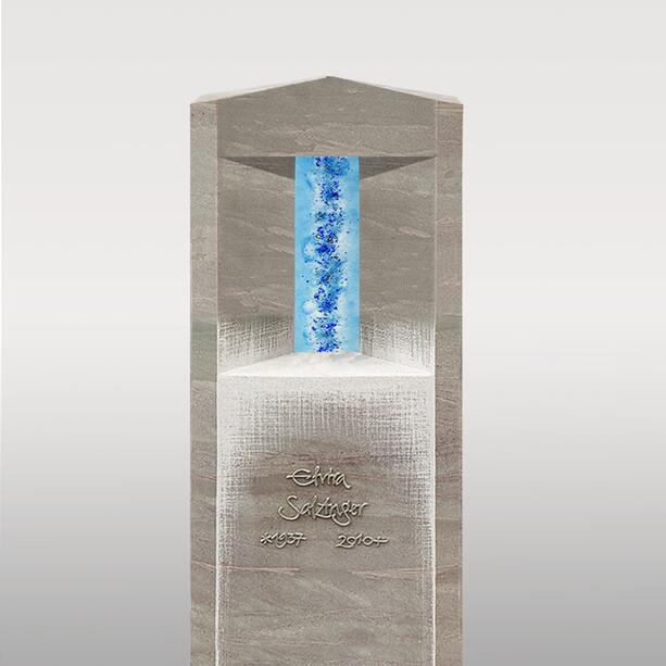 Moderner Einzelgrabstein aus Kalkstein mit Glas Element in blau - Porta Aqua