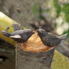 Kleine Vogelfiguren als Grabschmuck aus Bronzeguss - Lio...