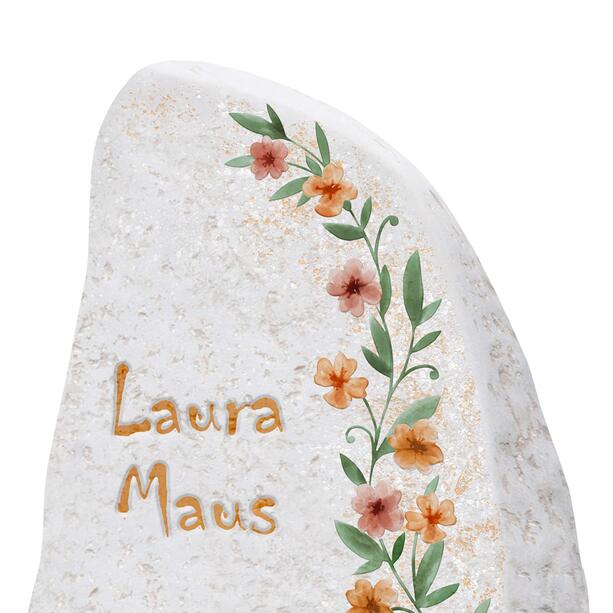 Urnengrabstein mit Blumenranke Ornament in Kalkstein - Liberi Flora