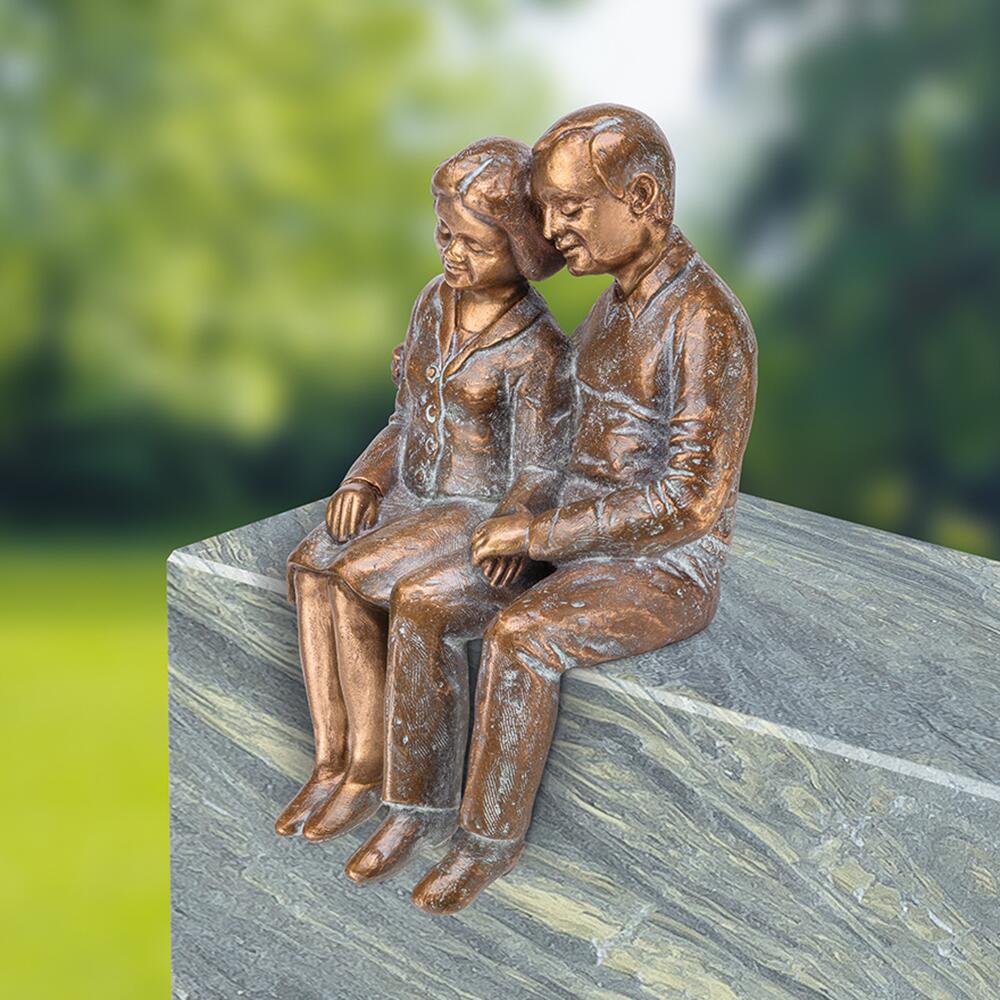 Stilvolle Grab Dekofigur Ehepaar sitzt aus Bronze