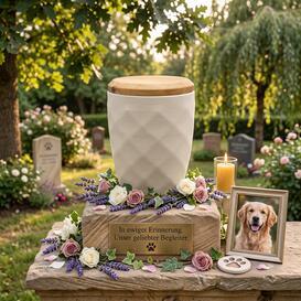 Moderne Design-Tierurne aus Ton - Handwerk trifft...