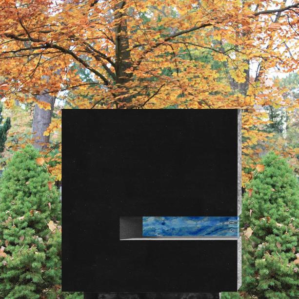 Grabdenkmal Granit schwarz modern mit blauem Glas  - Majesto