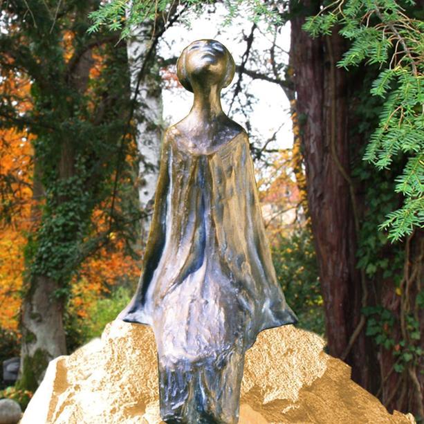 Grabstein mit Sternenguckerin Bronzefigur - Claire