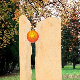 Heller Grabstein zweiteilig mit Glas Sonne - Signum