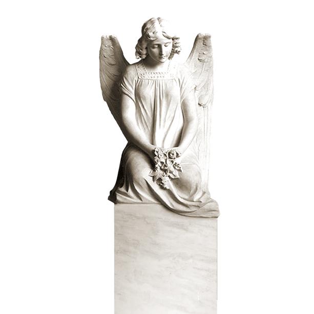 Weiße Engel Statue als Grabstein Doppelgrab - Seduto