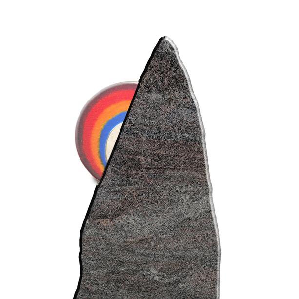 Felsen Grabmal mit Regenbogen Glas - Regenbogenberg