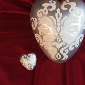 Kleine Urne in Silber-Wei� Onlineshop - Zarati / mit Depot