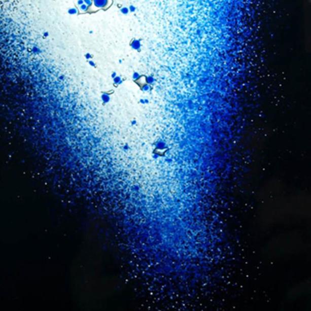 Einzigartiger Glas Schmuck in Blau für Grabstein - Glasornament R-24
