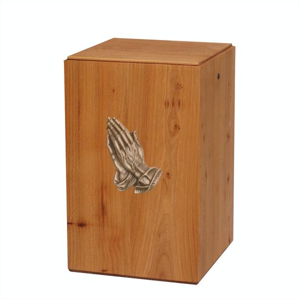 Bestattungsurne aus Holz - eckig - betende Hände - Mato