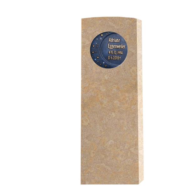 Doppelgrabmal in Kalkstein beige - Bronze Ornament: Mond & Sterne - Sidera Oritur