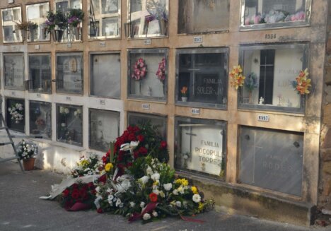 Friedhof Montjuic: Kleine Urnengräber © Serafinum.de