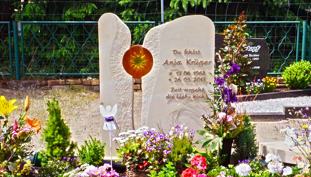 grabstein_glas_sonne